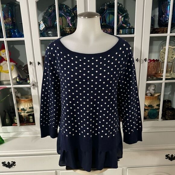 Chaps Mock-Layer Polka-Dot Top Size Large Navy and White - Picture 4 of 11